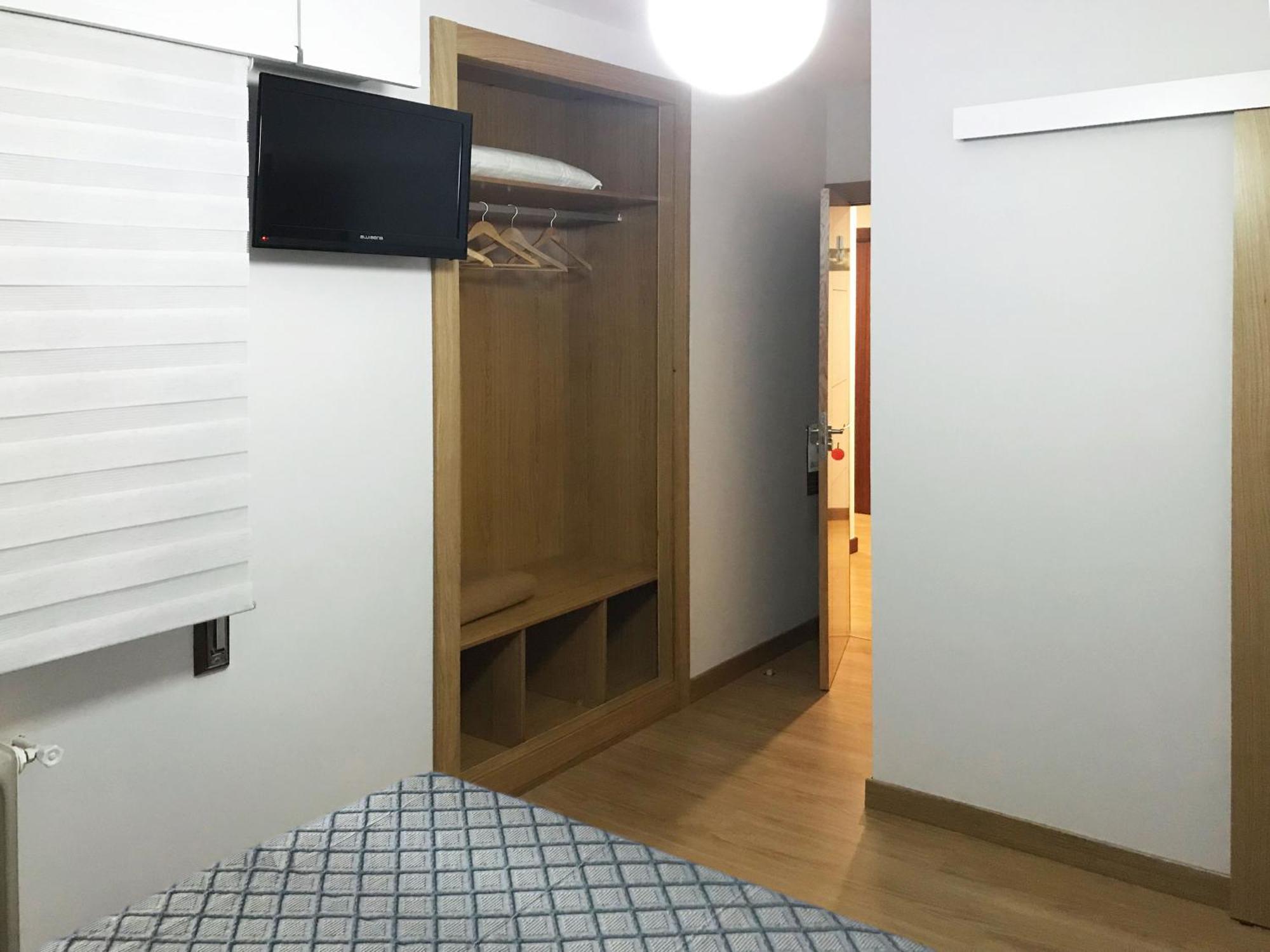 Pension Berceo Logroño Exteriér fotografie