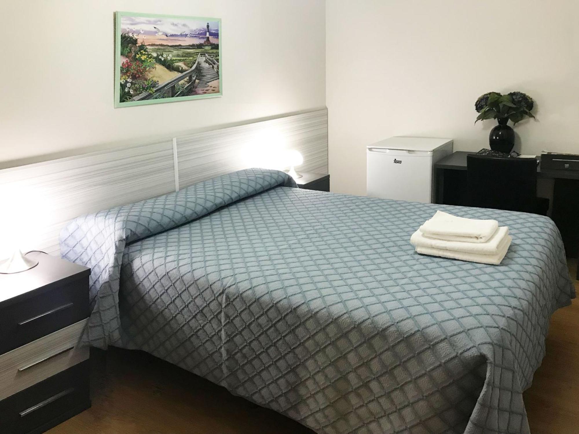 Pension Berceo Logroño Exteriér fotografie